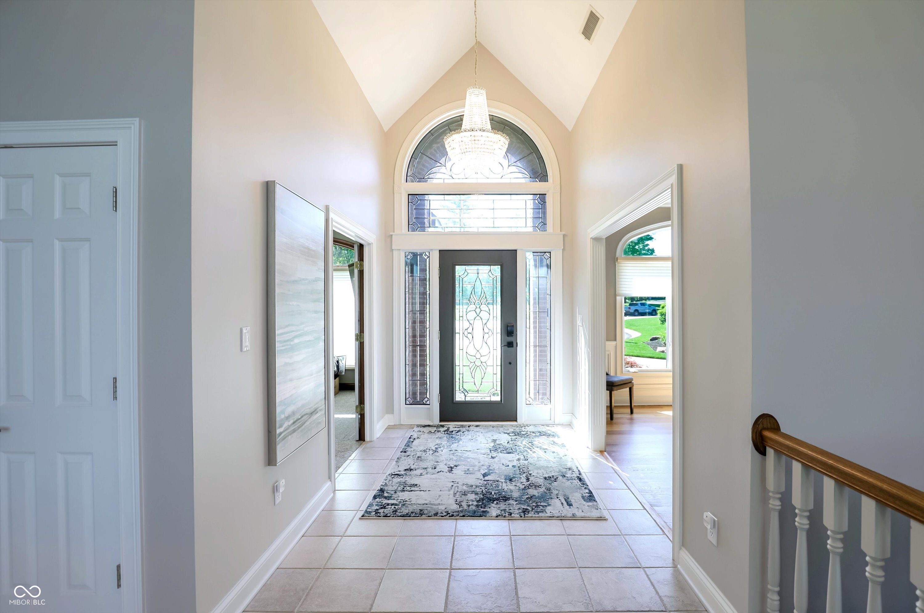 9238 Treasure Point