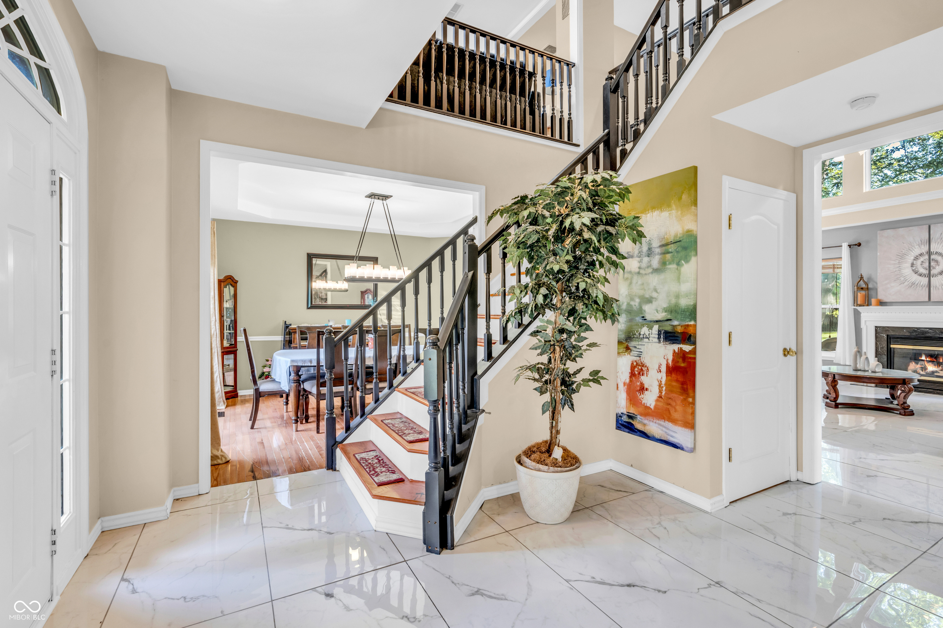 6374 Timberbluff Circle