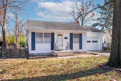 Photo of 921 N Bazil Avenue, Indianapolis, IN 46219 (MLS # 22074260)
