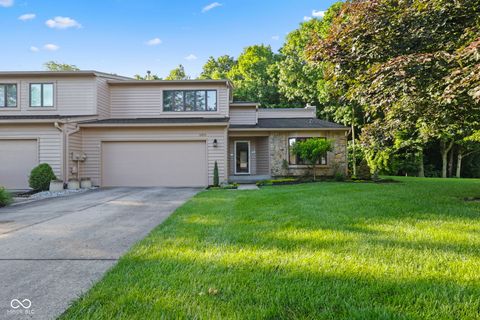 Photo of 305 Sandbrook Drive, Noblesville, IN 46062 (MLS # 22104306)