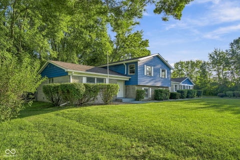 Photo of 6436 Speights Drive, Indianapolis, IN 46278 (MLS # 22126413)