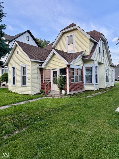 Photo of 2021 Bellefontaine Street, Indianapolis, IN 46202 (MLS # 22111671)