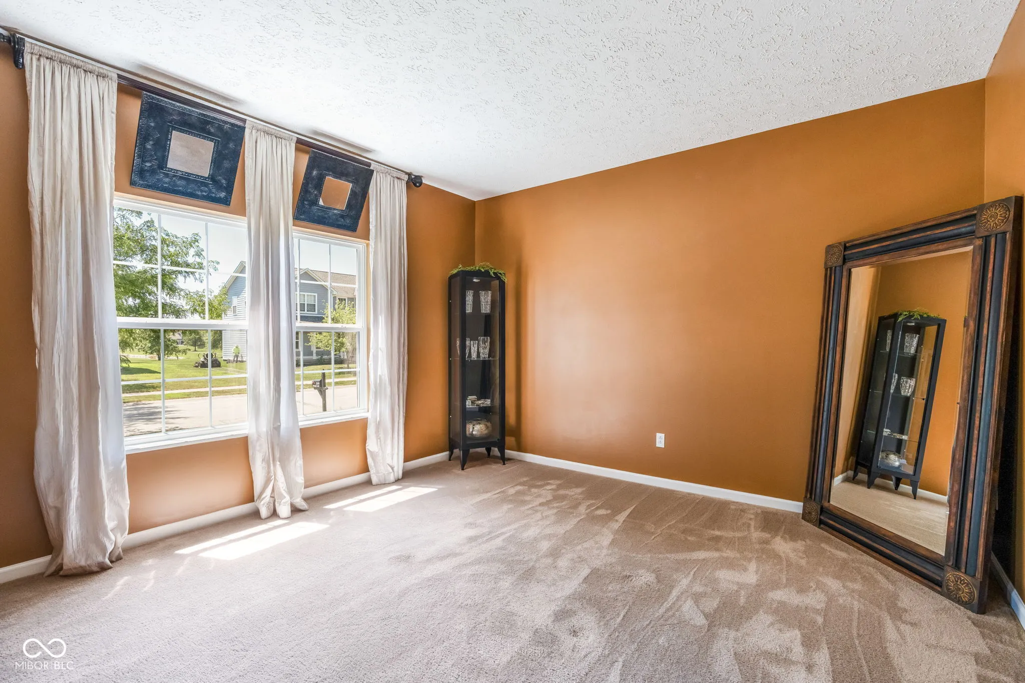 Carmel, Indiana 46074, United States, 6 Bedrooms Bedrooms, ,4 BathroomsBathrooms,Residential,Pending,183593