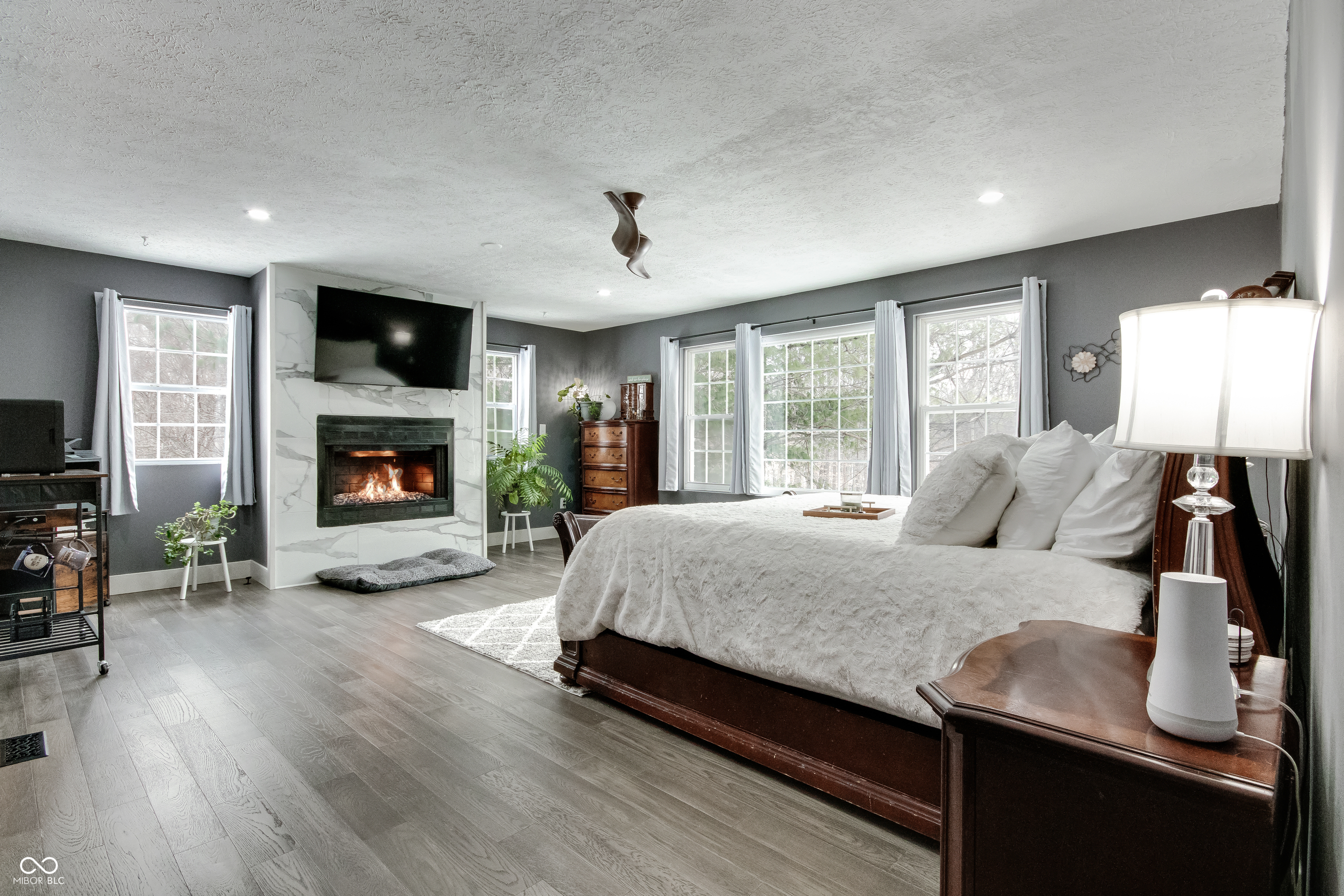 8780 N Old State Road 37