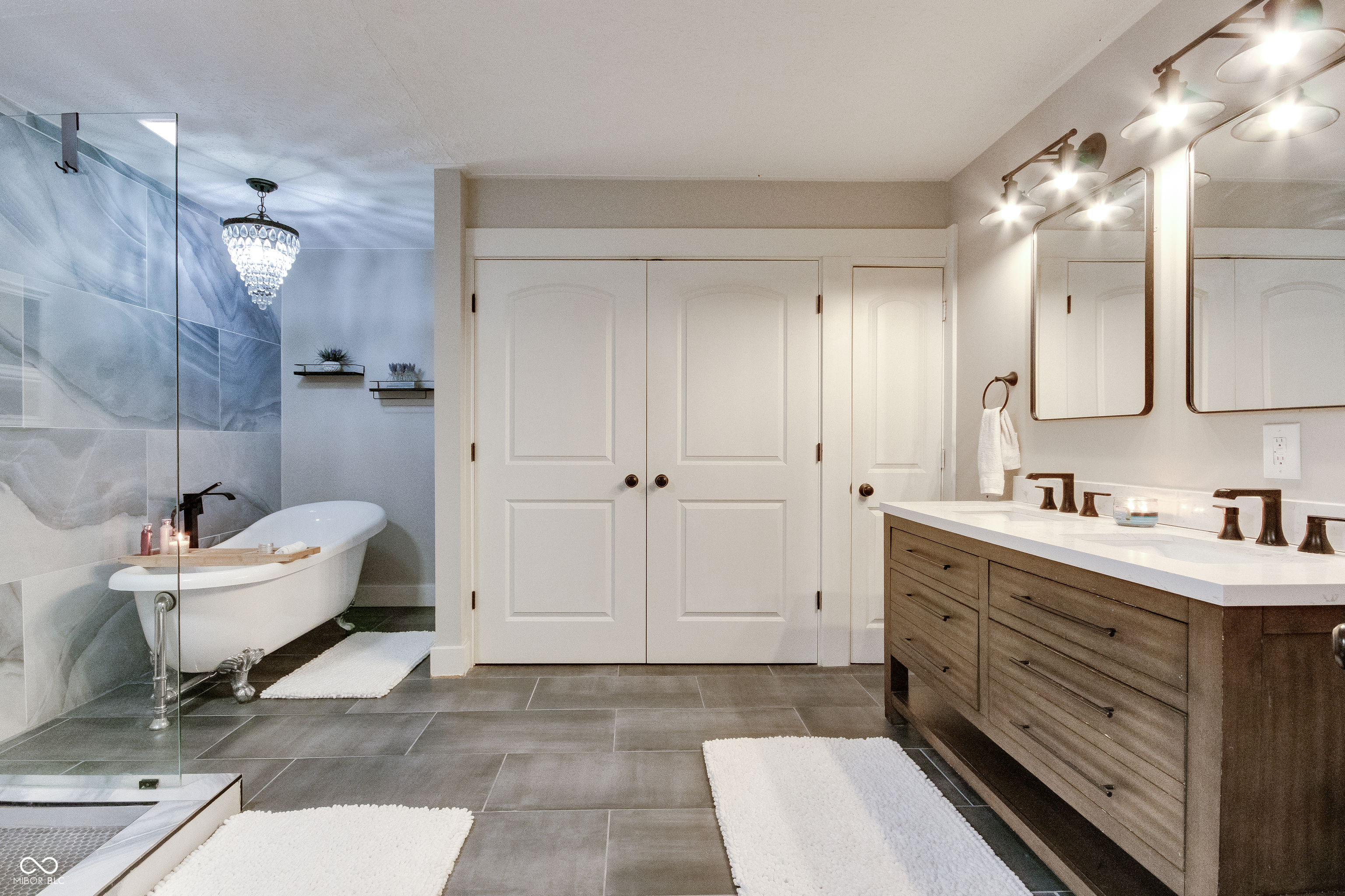 8780 N Old State Road 37