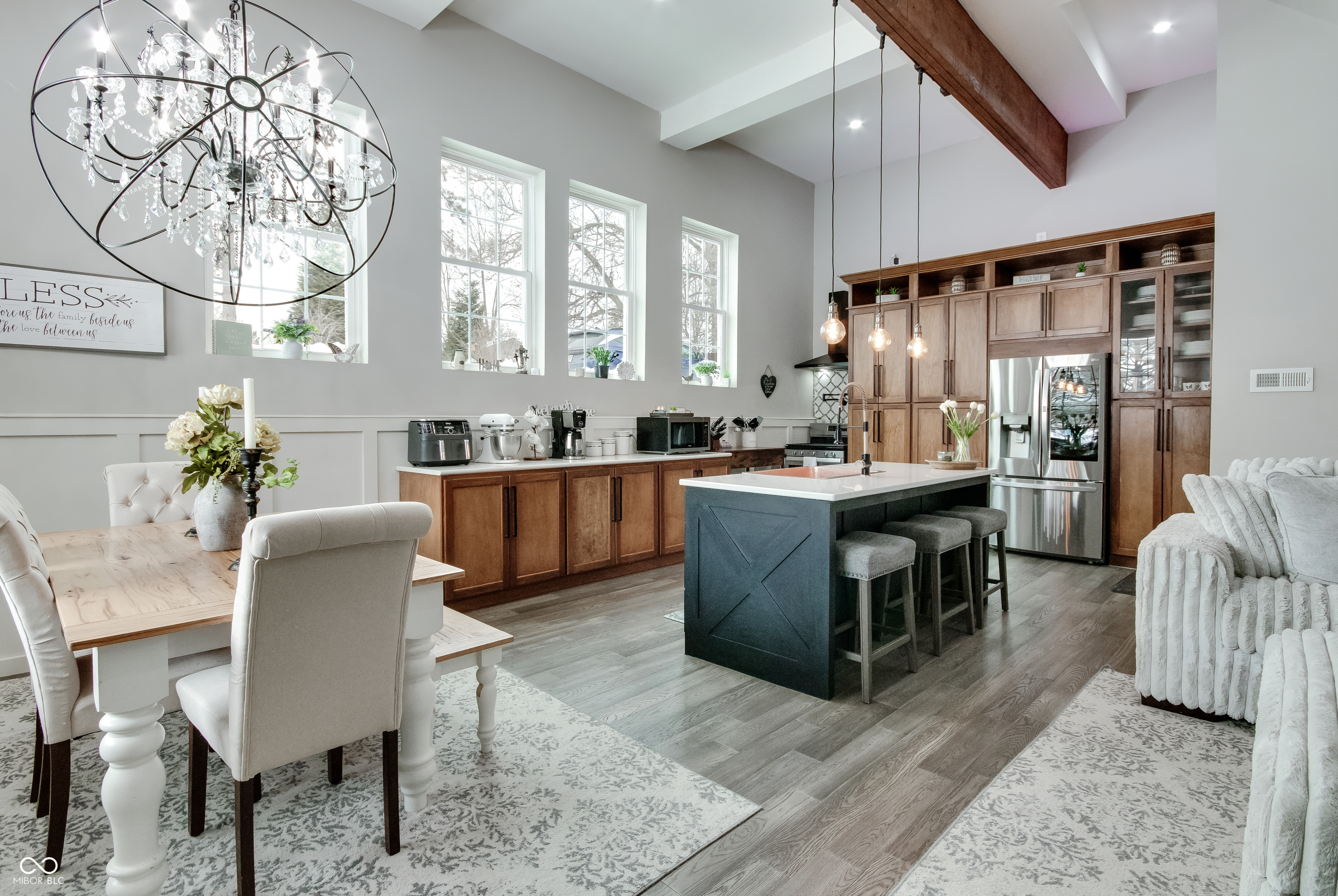 8780 N Old State Road 37