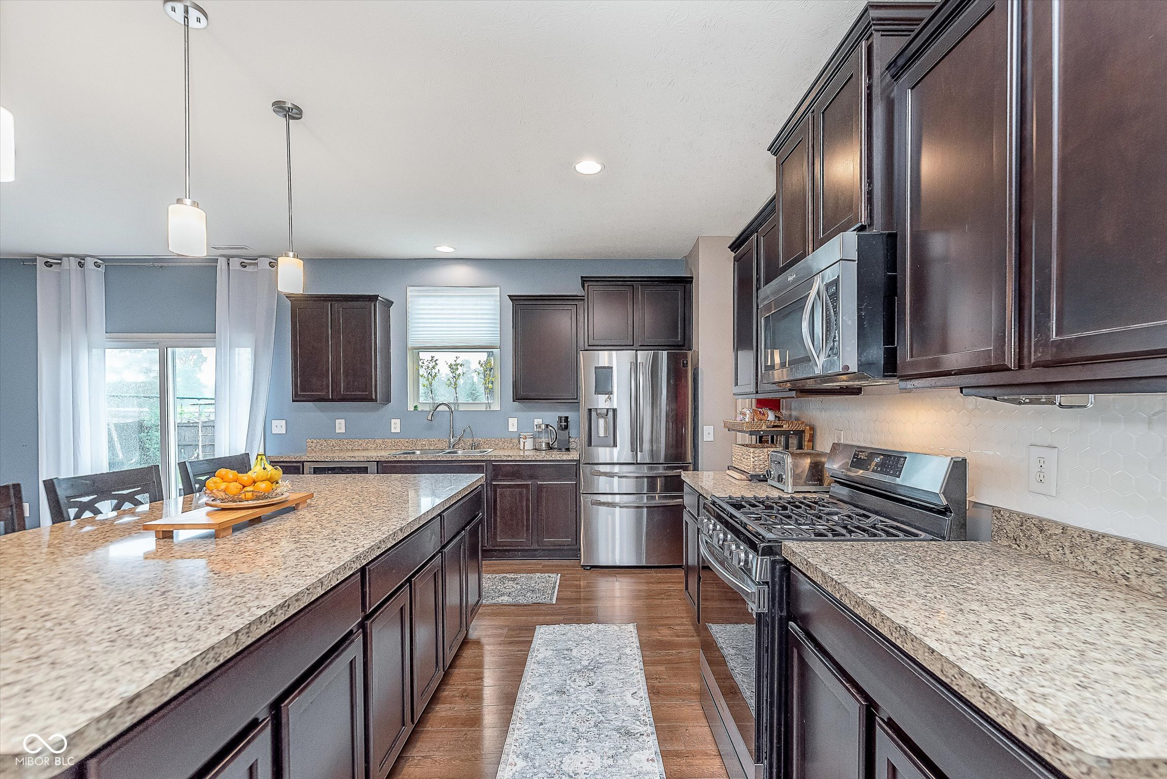 6589 Kara Lane