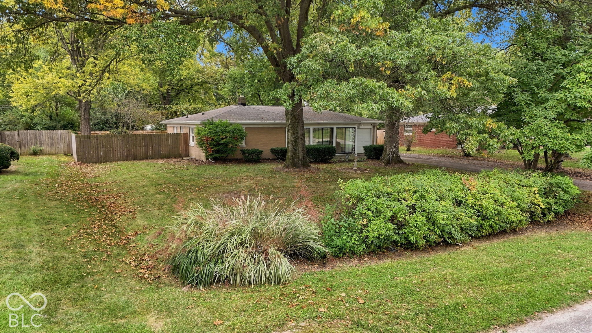 6035 Woodside Drive