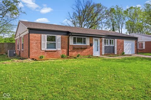 Photo of 2734 31st Street, Columbus, IN 47203 (MLS # 22094953)