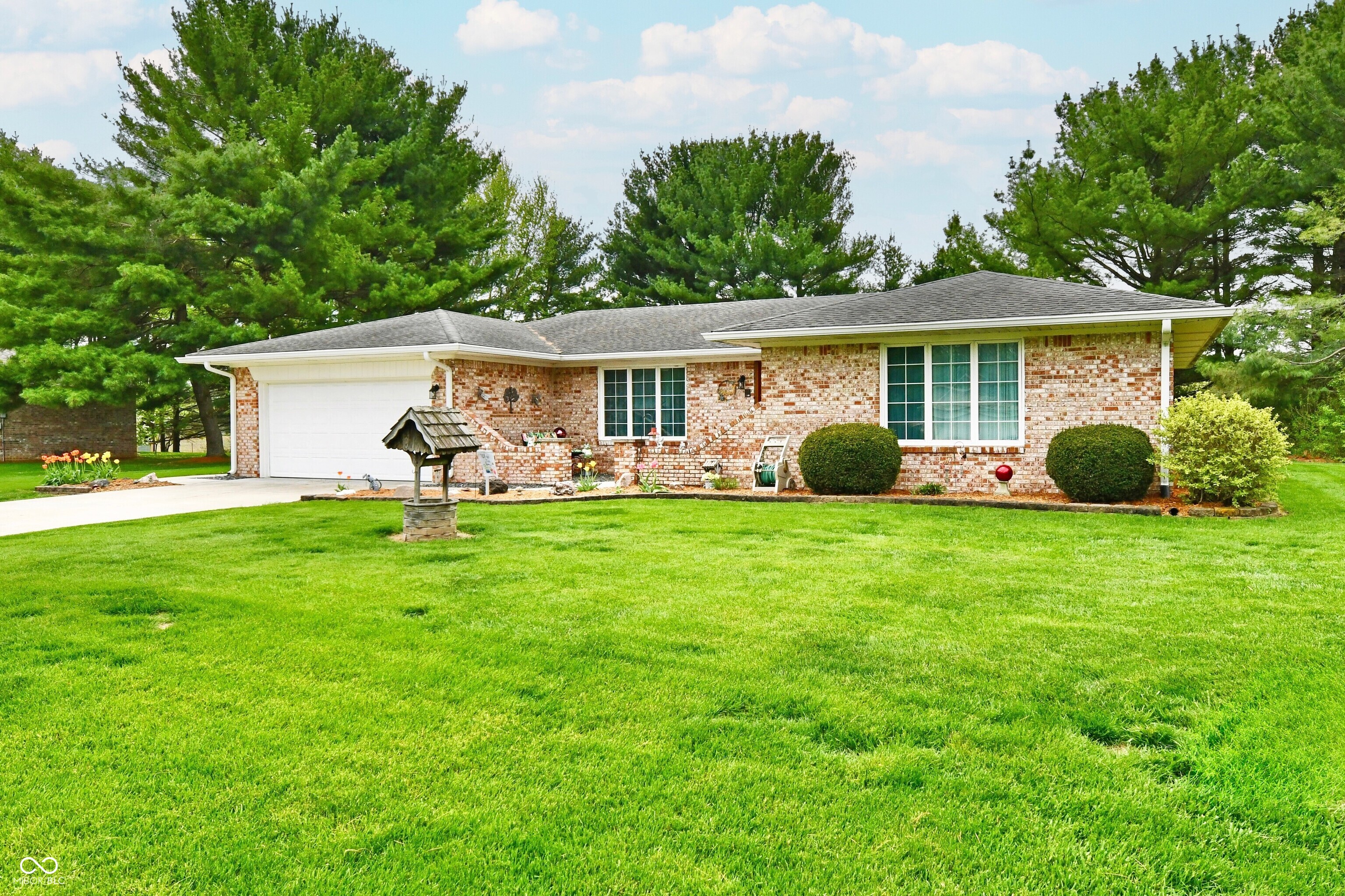4075 Lakewood Court