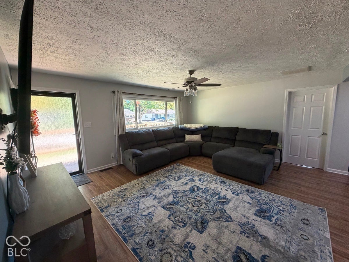 510 S Saratoga Drive
