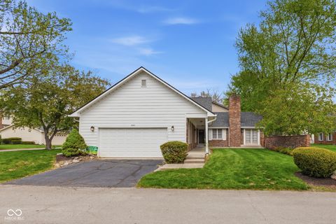 Photo of 2856 Jamieson Lane, Indianapolis, IN 46268 (MLS # 22095841)