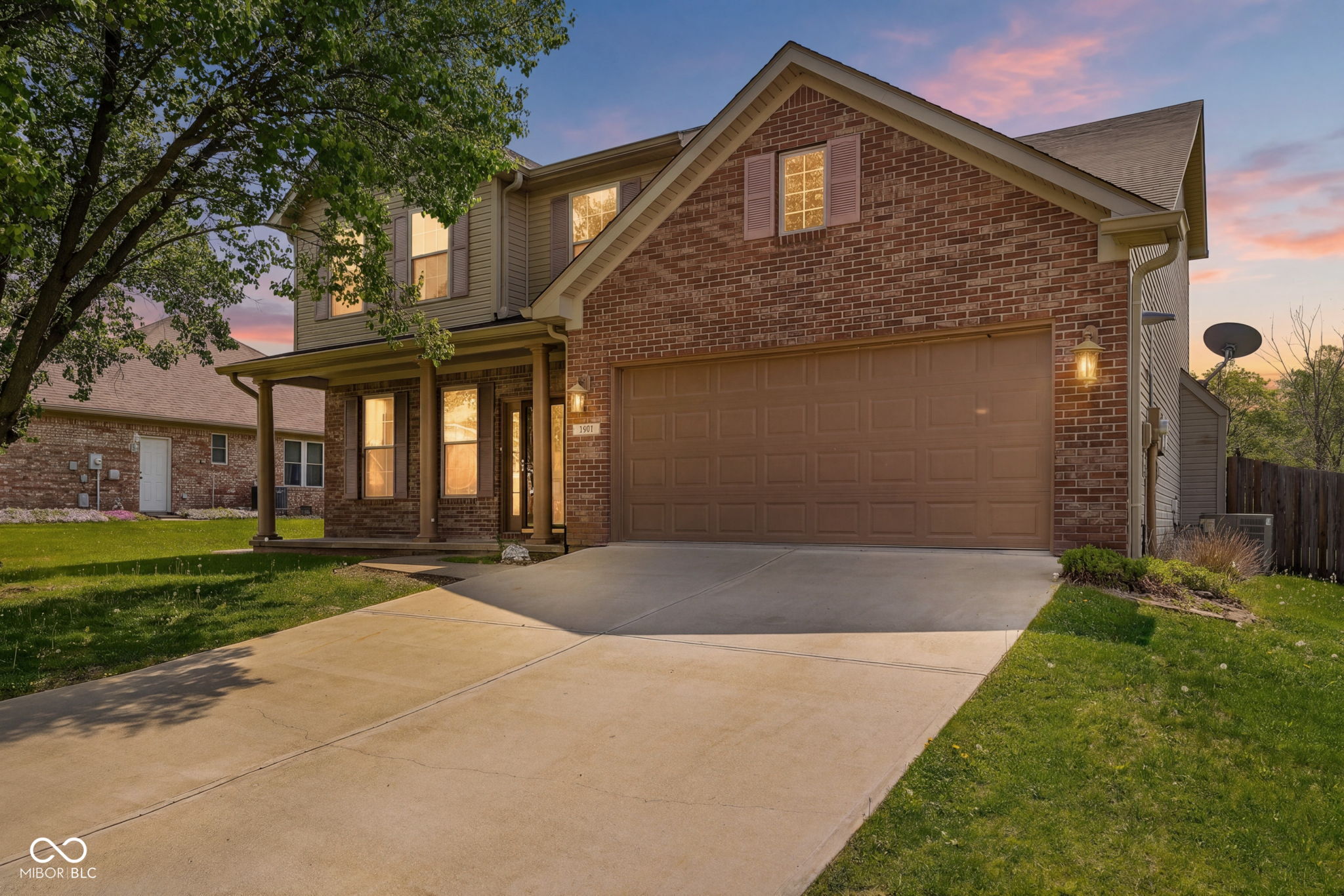 880 Deer Field Drive