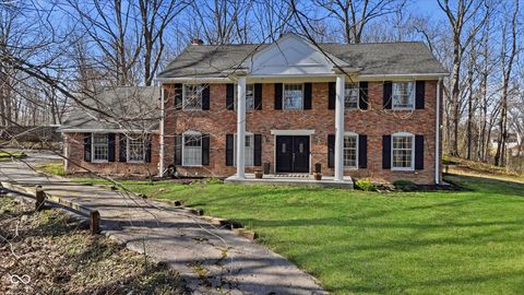 Photo of 6203 Hillcrest Lane, Indianapolis, IN 46220 (MLS # 22087368)