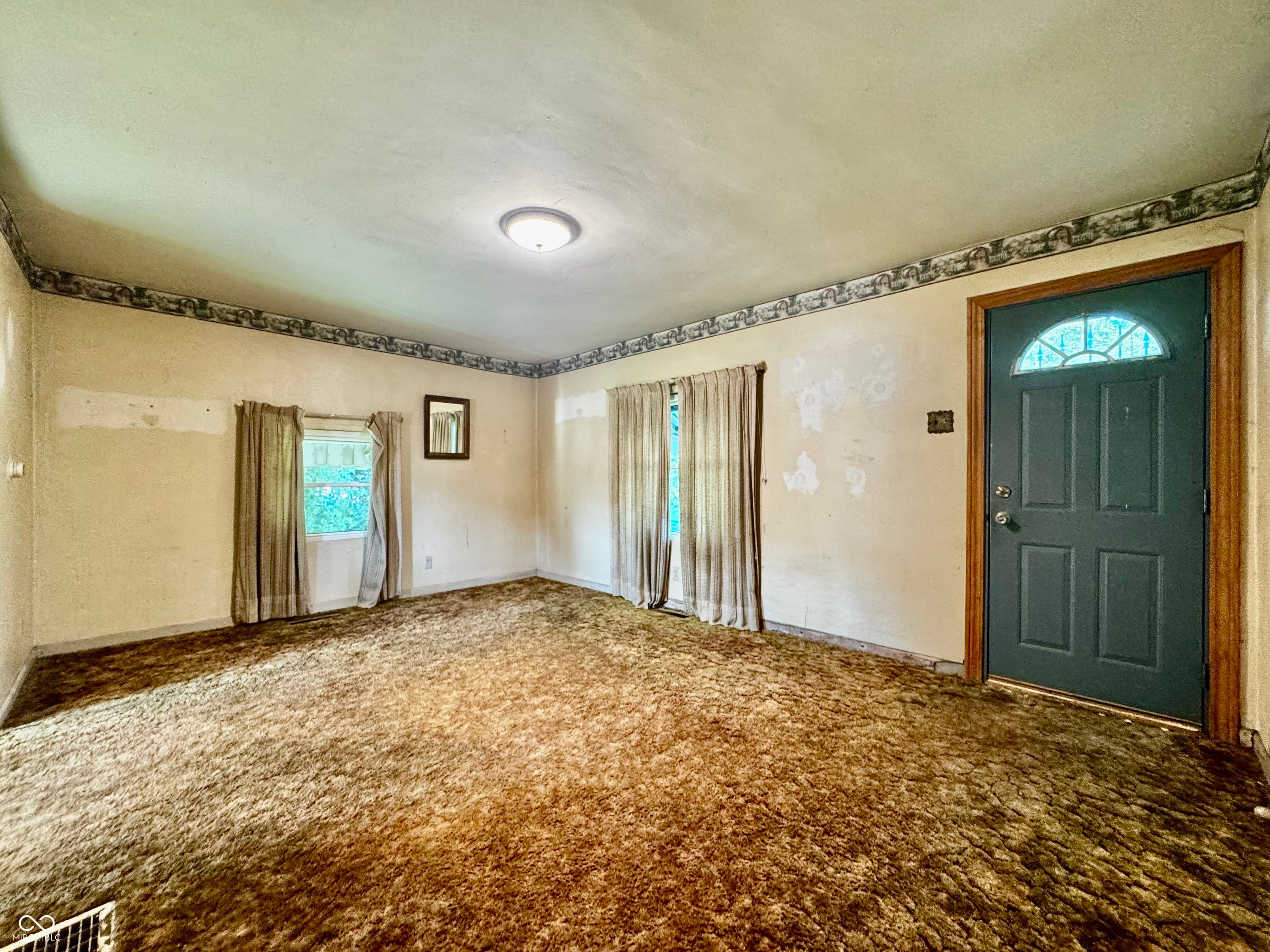 508 S Poplar