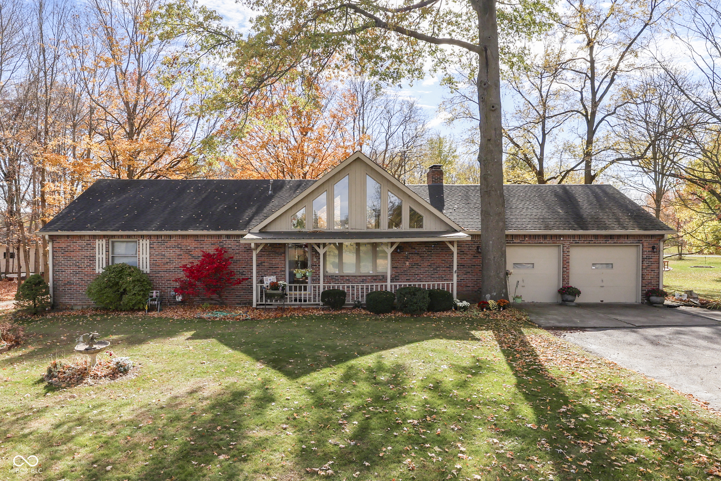 6747 E County Road 700 N