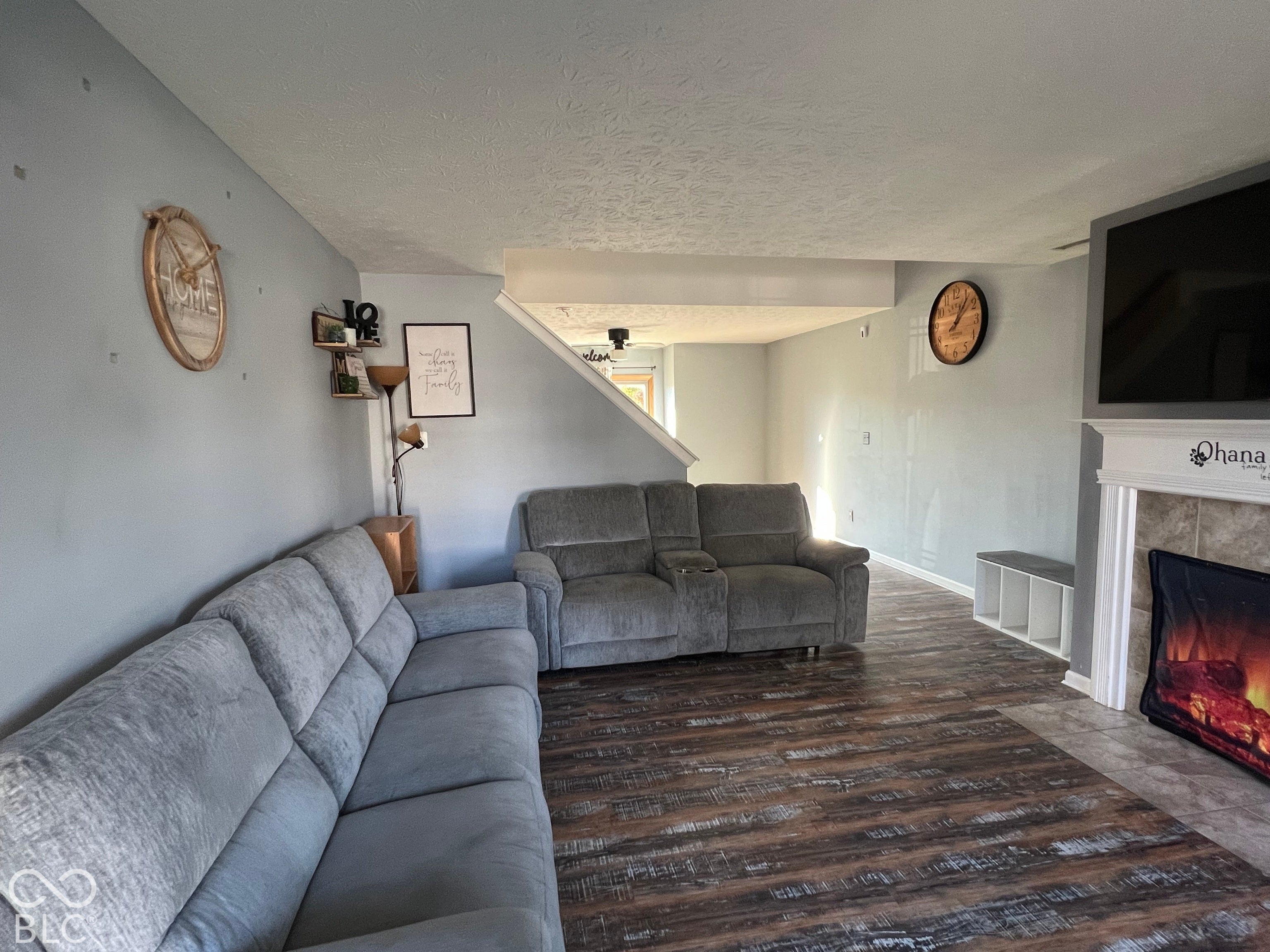 1476 Pencross Lane