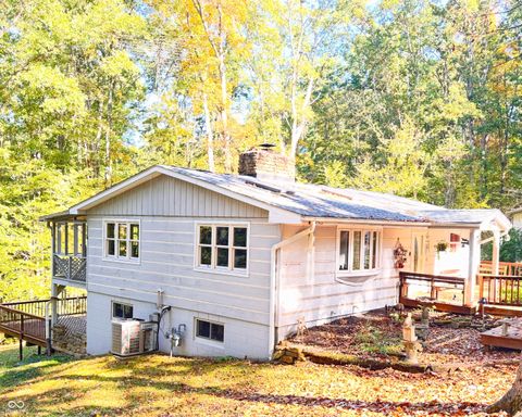 2124 Fair Oaks Trail Nashville IN 47448