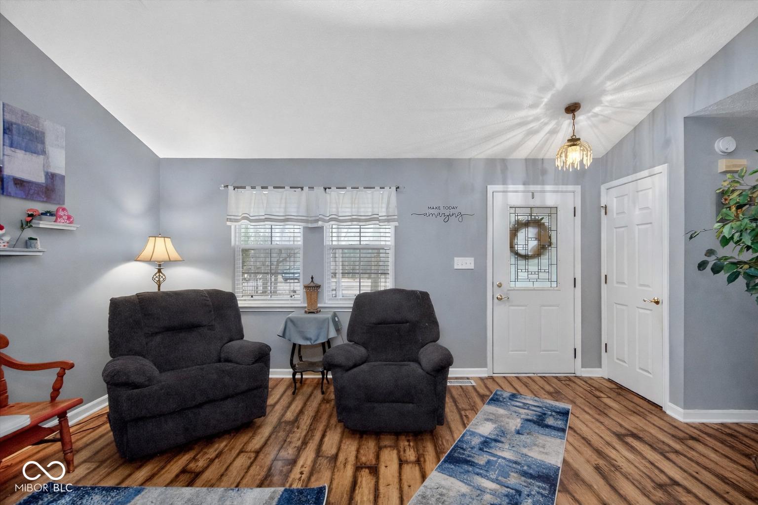 459 Jefferson Valley