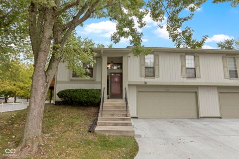 2674 Lakeshire Lane Indianapolis IN 46268