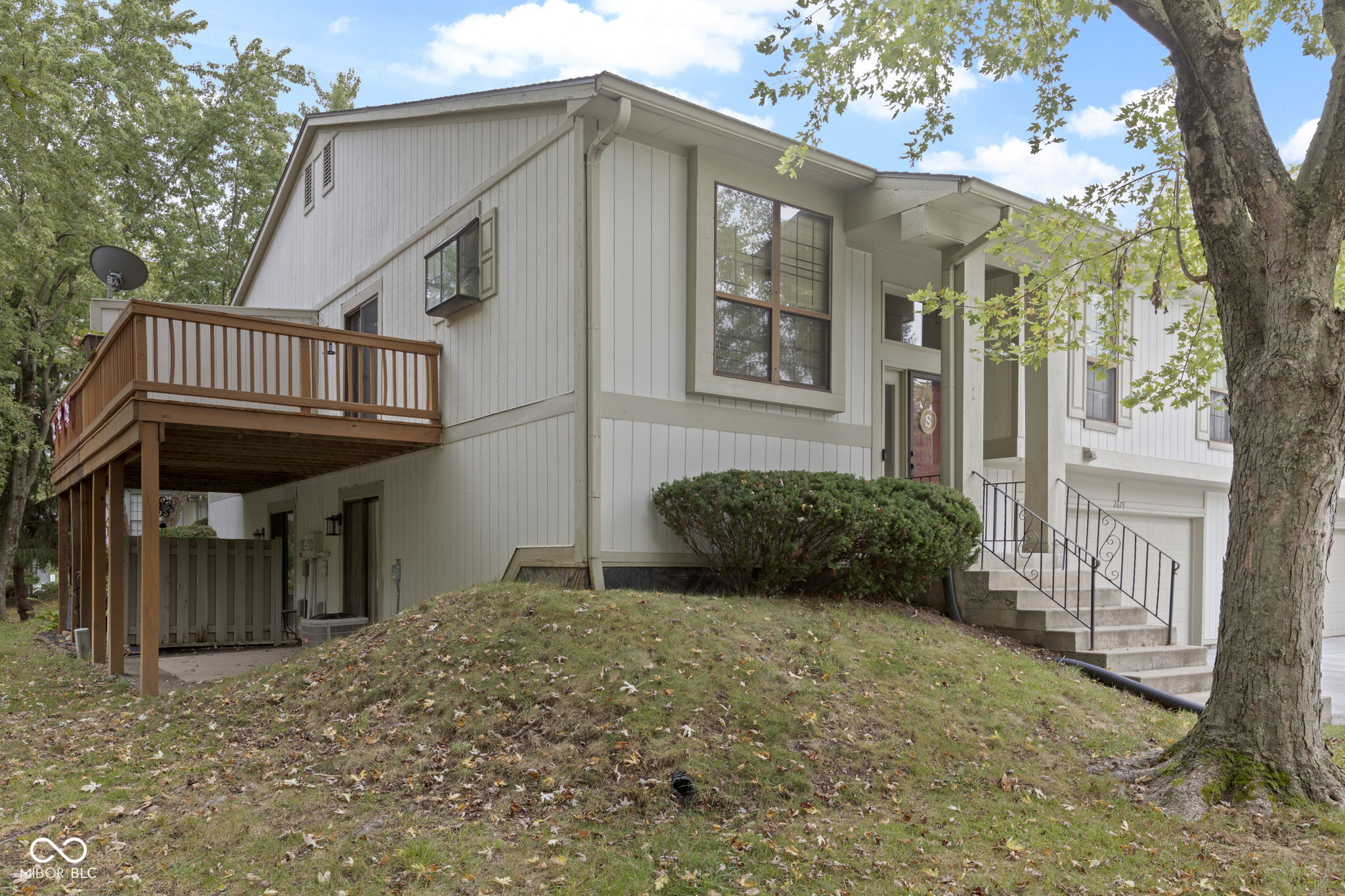 2674 Lakeshire Lane