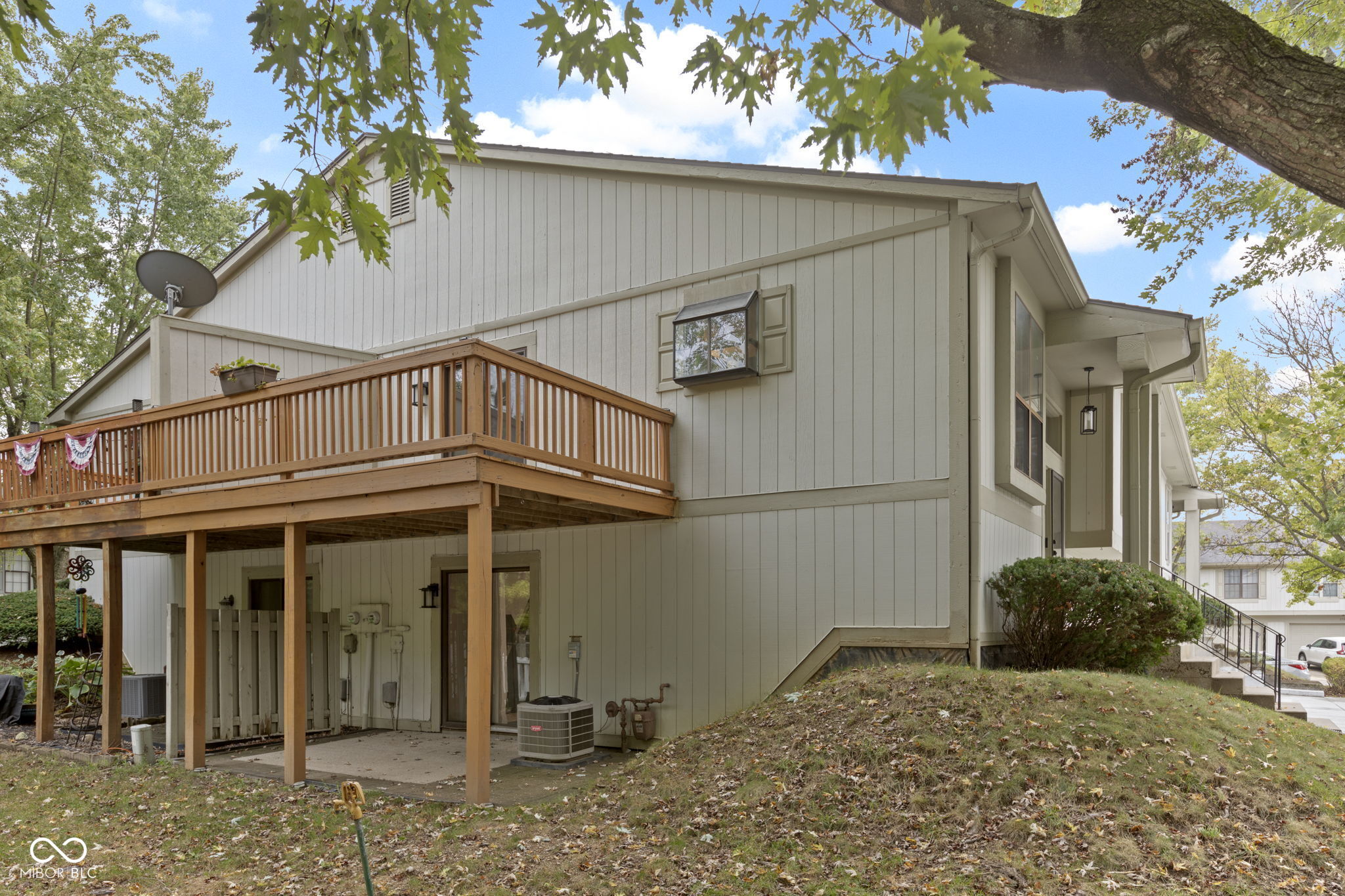 2674 Lakeshire Lane