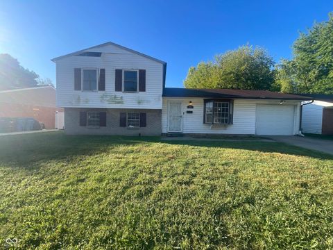 Photo of 9111 E 34th Street, Indianapolis, IN 46235 (MLS # 22065757)