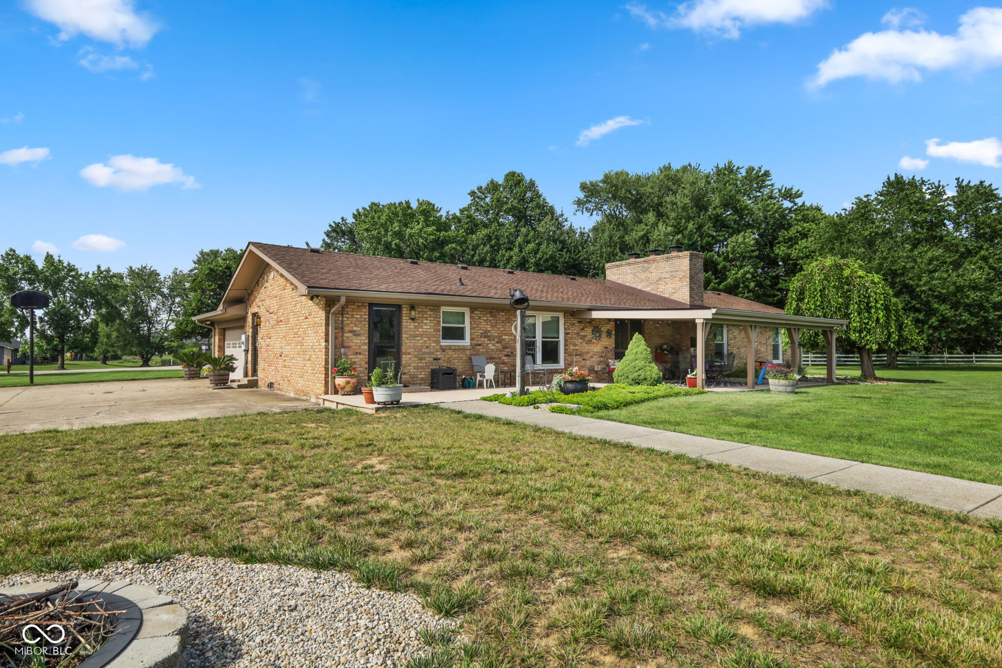 3885 Honey Creek Court