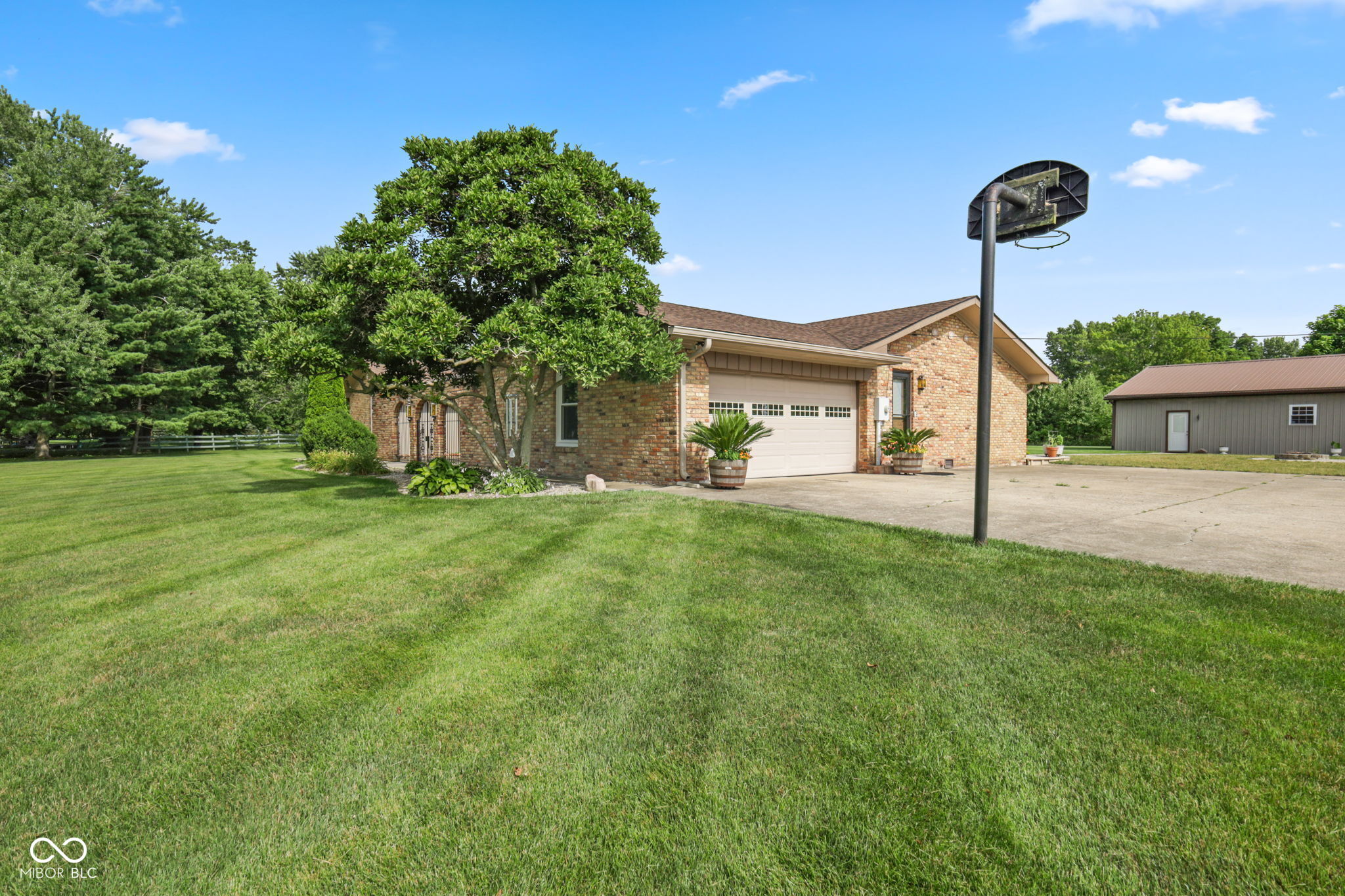 3885 Honey Creek Court