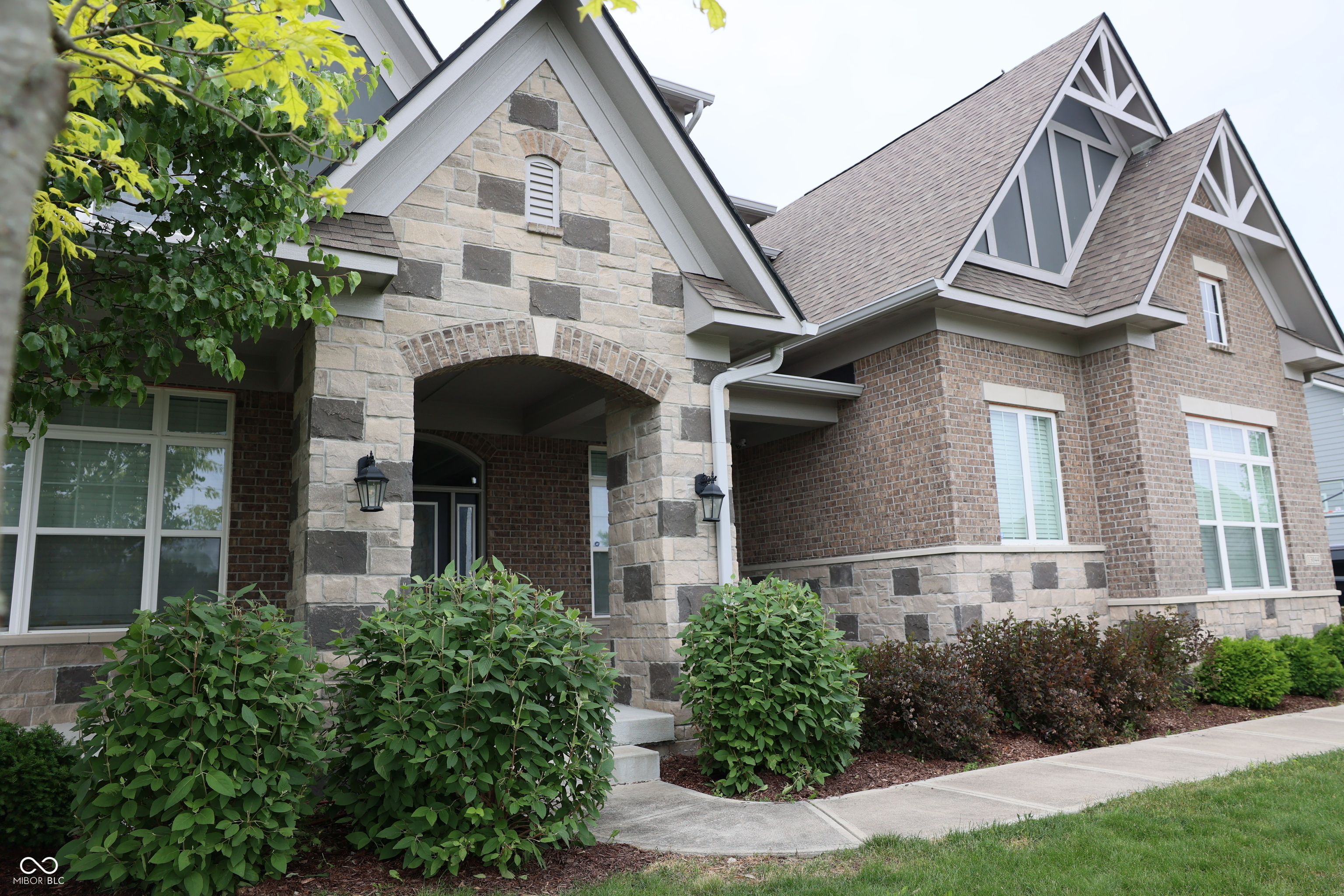 13044 Moorland Lane