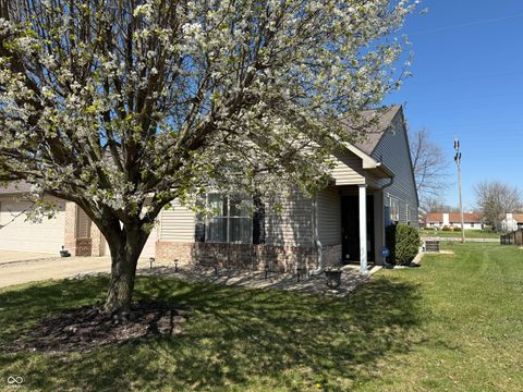 Photo of 6018 Riva Ridge Drive, Indianapolis, IN 46237 (MLS # 22091846)