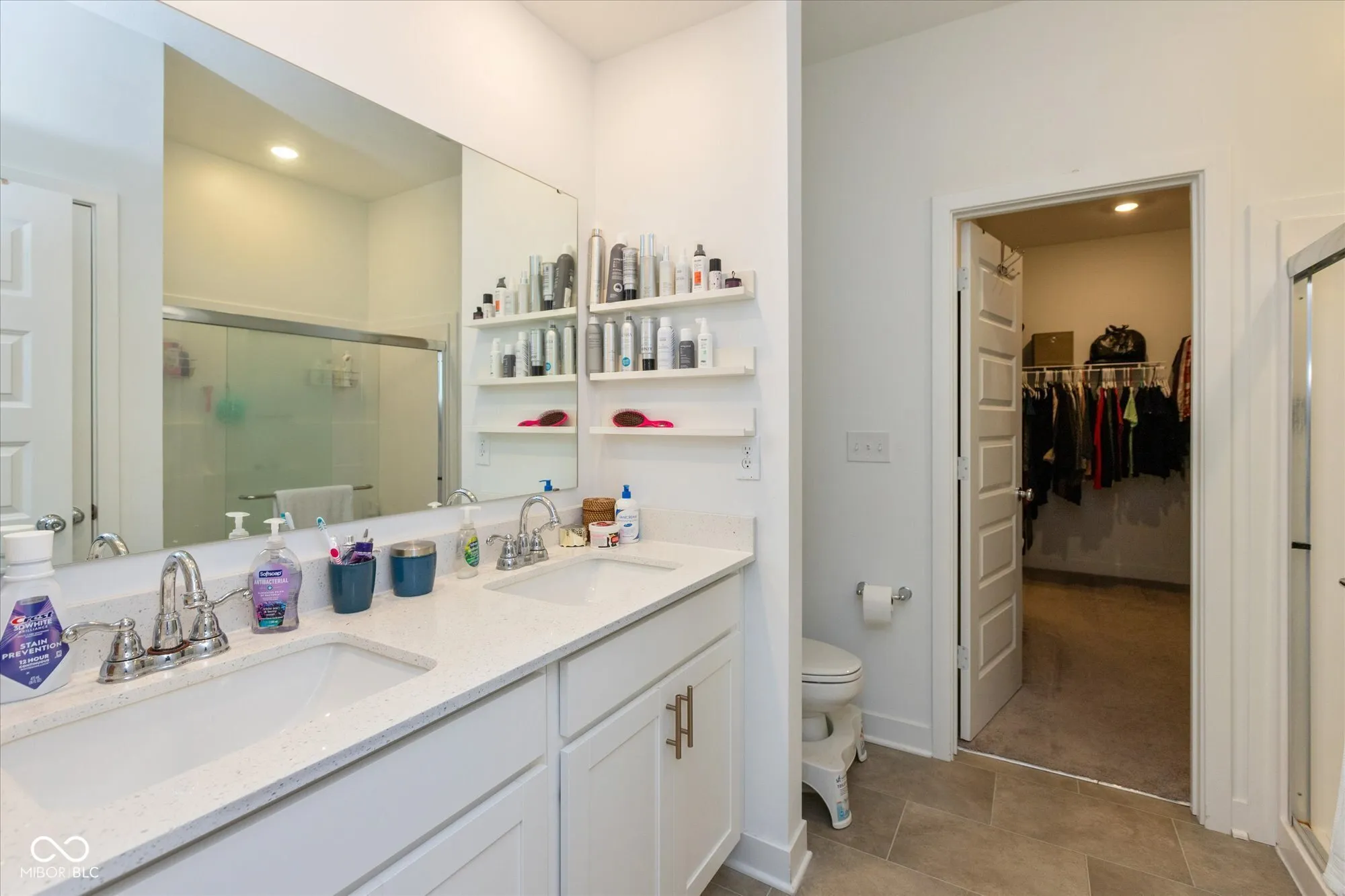 Greenwood, Indiana 46143, United States, 3 Bedrooms Bedrooms, ,2 BathroomsBathrooms,Residential,Active,100262