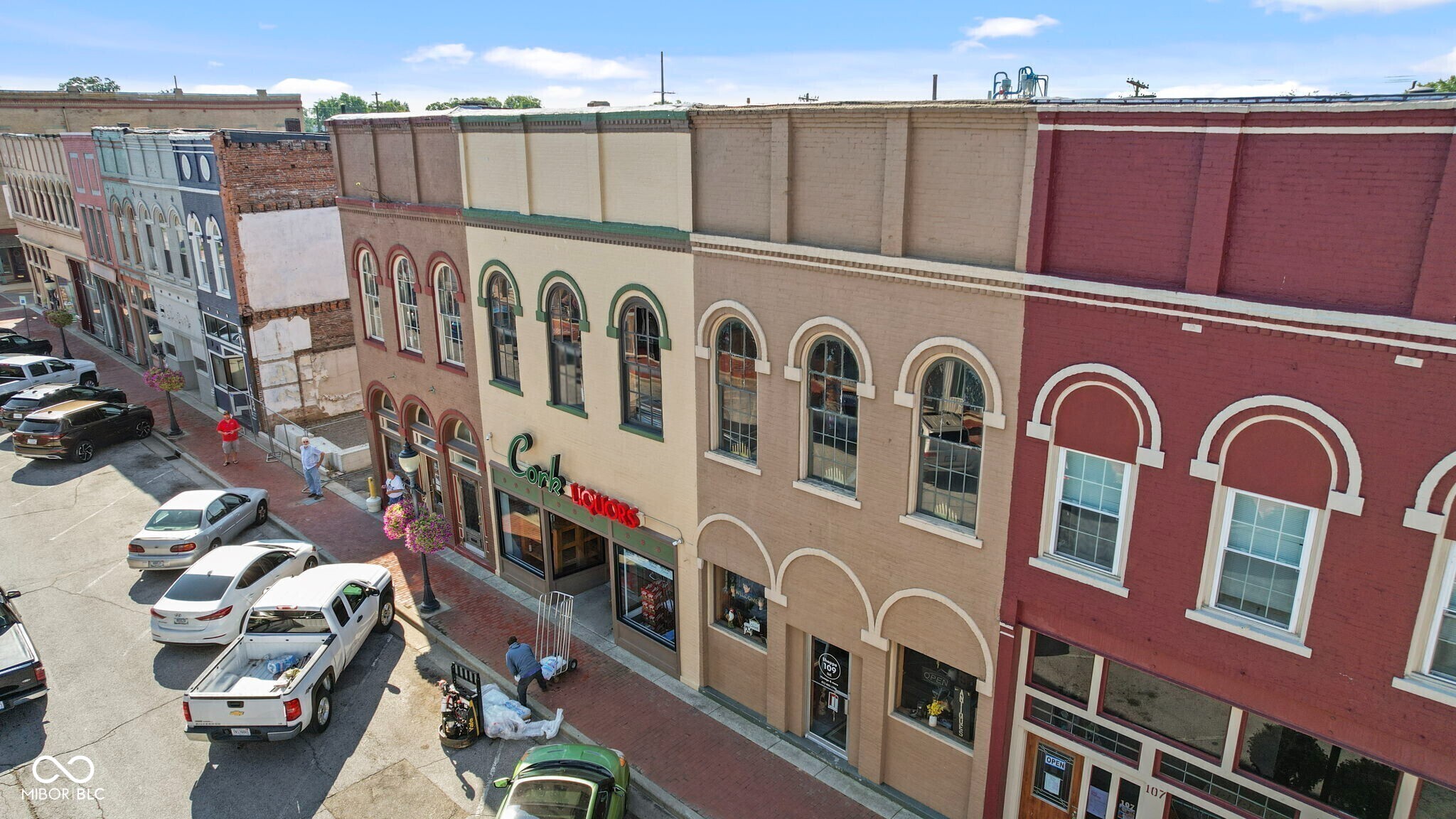 111 E Main Cross Street