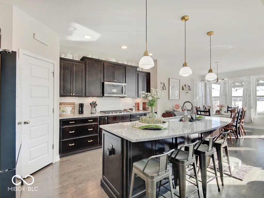 Greenwood, Indiana 46143, United States, 4 Bedrooms Bedrooms, ,3 BathroomsBathrooms,Residential,Active,474