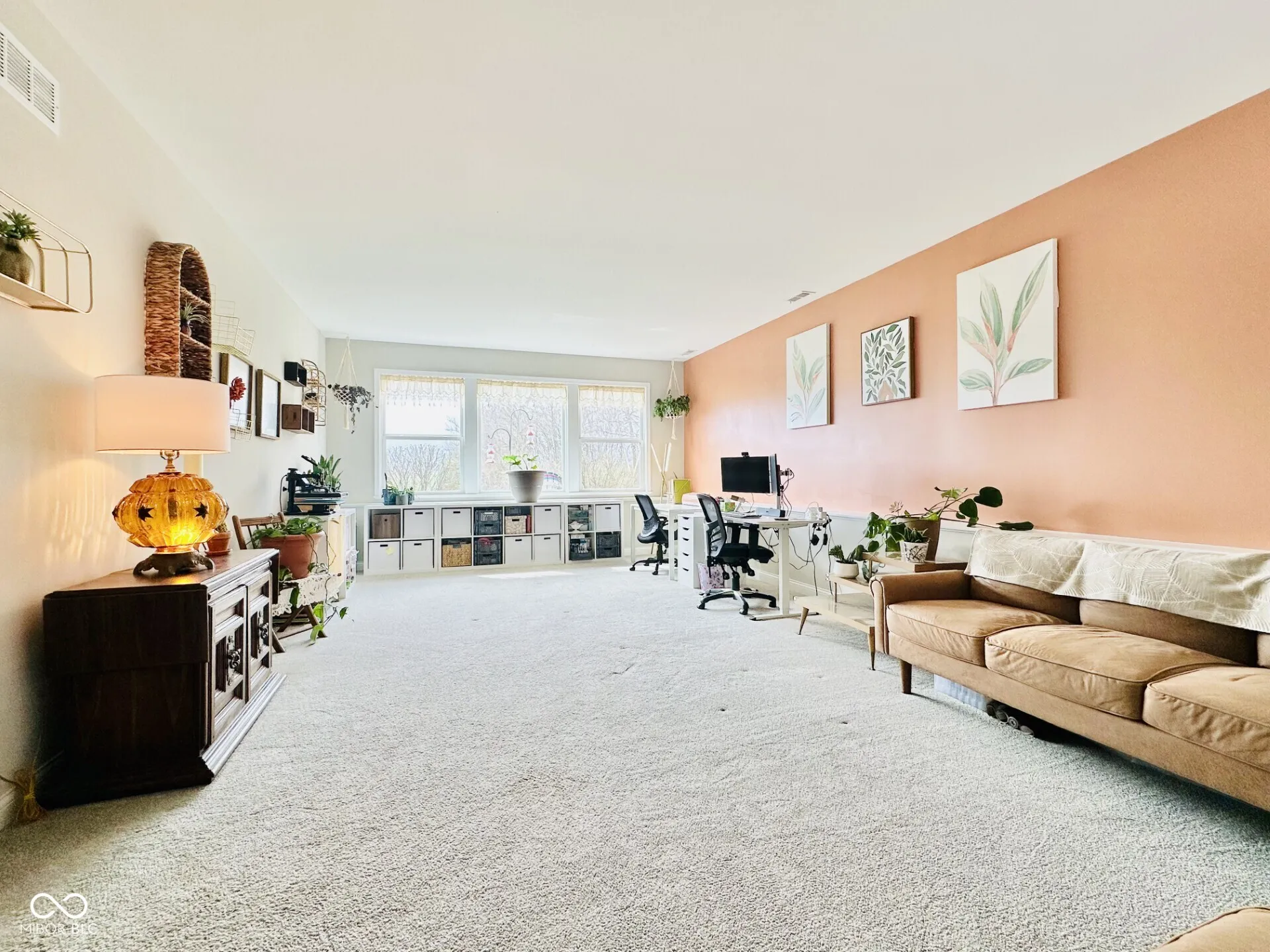 Greenwood, Indiana 46143, United States, 4 Bedrooms Bedrooms, ,3 BathroomsBathrooms,Residential,Active,474