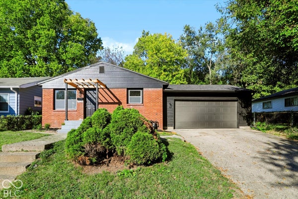 2176 N DEXTER ST, INDIANAPOLIS, IN 46202 - Image d2b9619b69f7c2bc054654a558bd30d7/2330175709