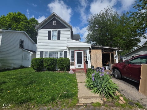 Photo of 712 S Clinton Street, Alexandria, IN 46001 (MLS # 22102875)