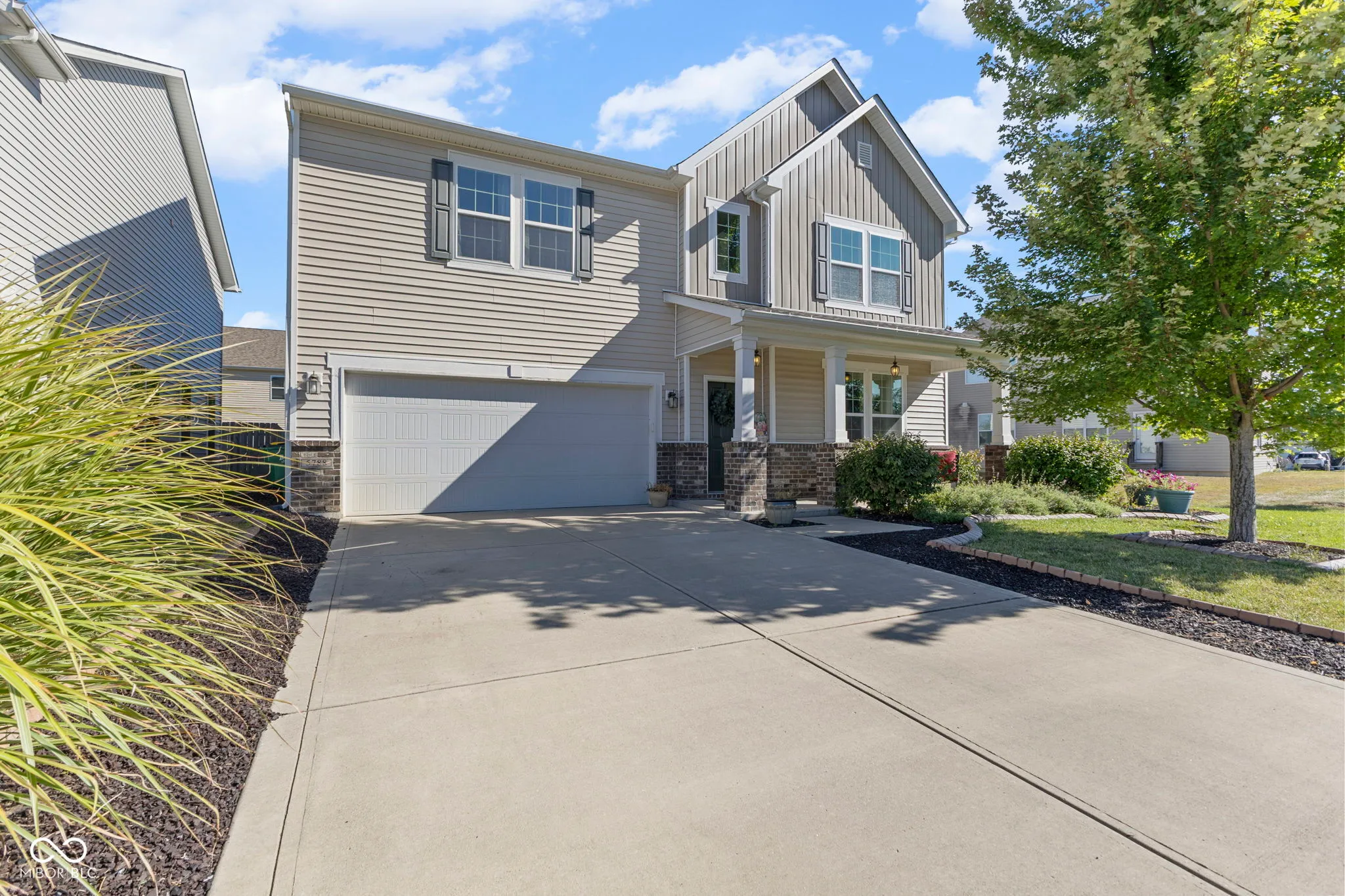 Whitestown, Indiana 46075, United States, 4 Bedrooms Bedrooms, ,3 BathroomsBathrooms,Residential,Active,202080