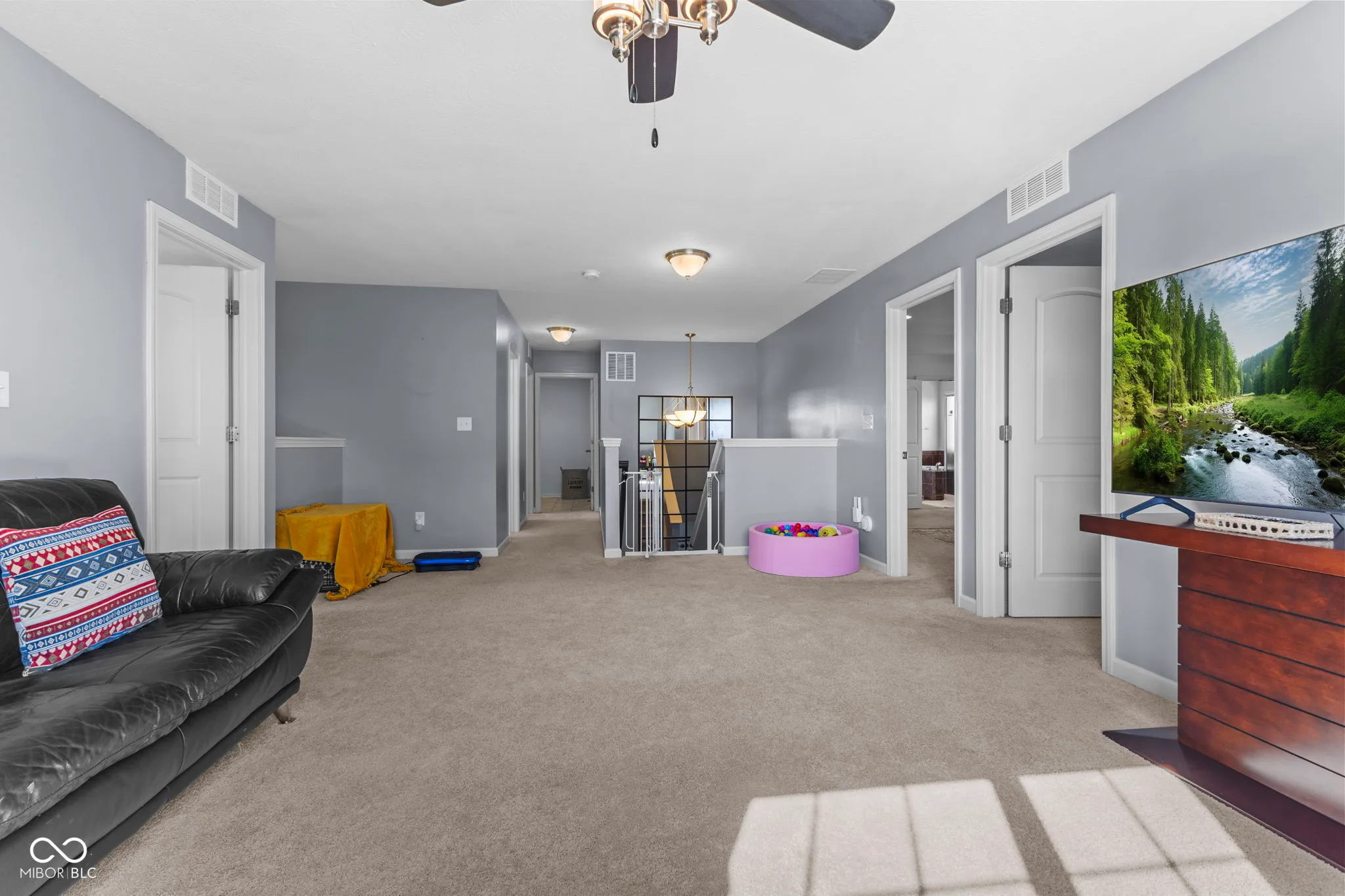 Whitestown, Indiana 46075, United States, 4 Bedrooms Bedrooms, ,3 BathroomsBathrooms,Residential,Active,202080