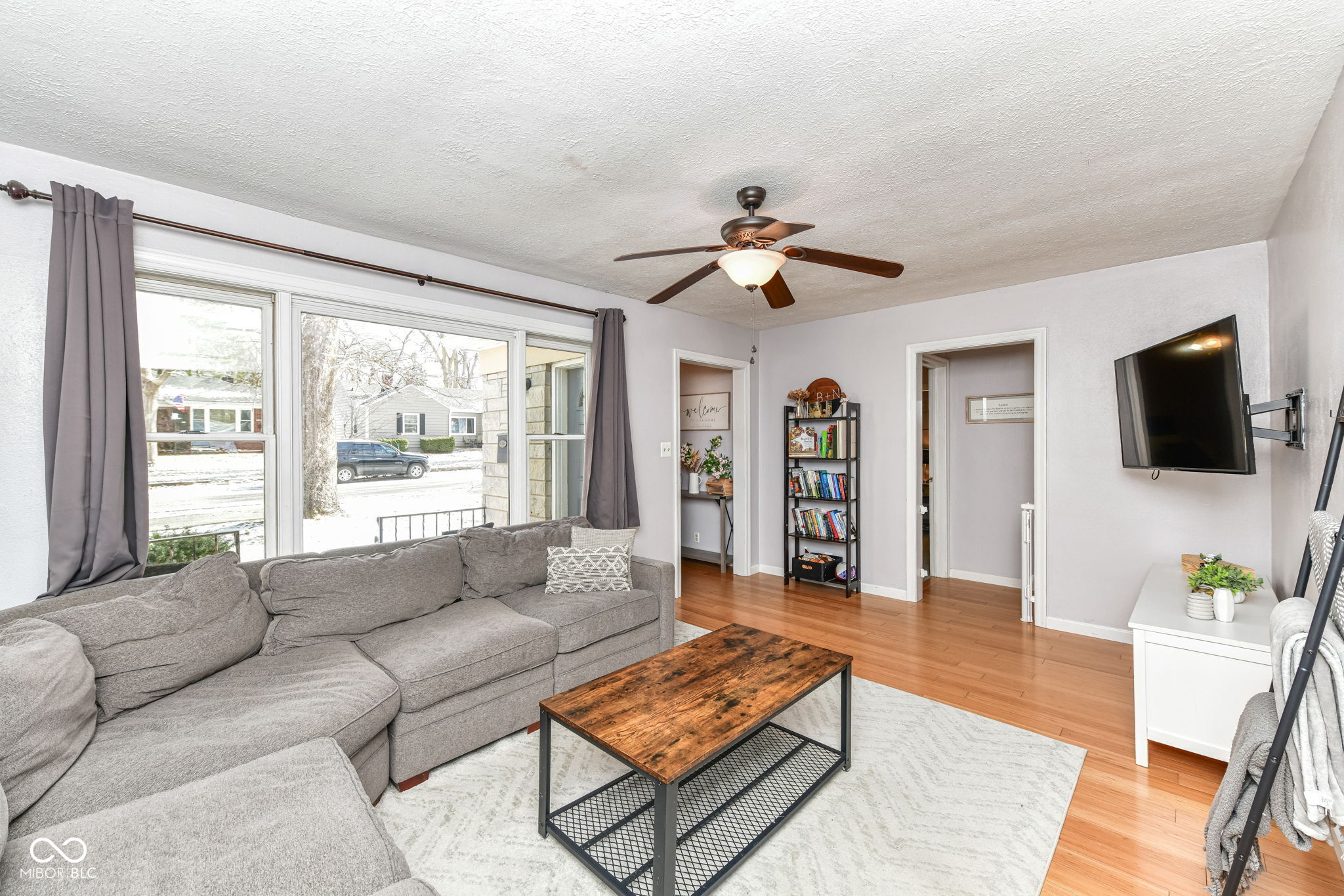 5828 Hillside Avenue