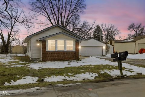 Photo of 4839 W Regent Street, Indianapolis, IN 46241 (MLS # 22083899)