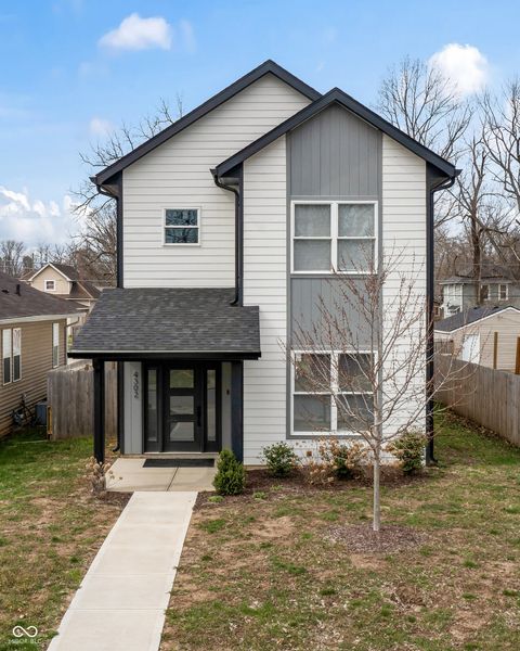 Photo of 4302 Winthrop Avenue, Indianapolis, IN 46205 (MLS # 22094310)