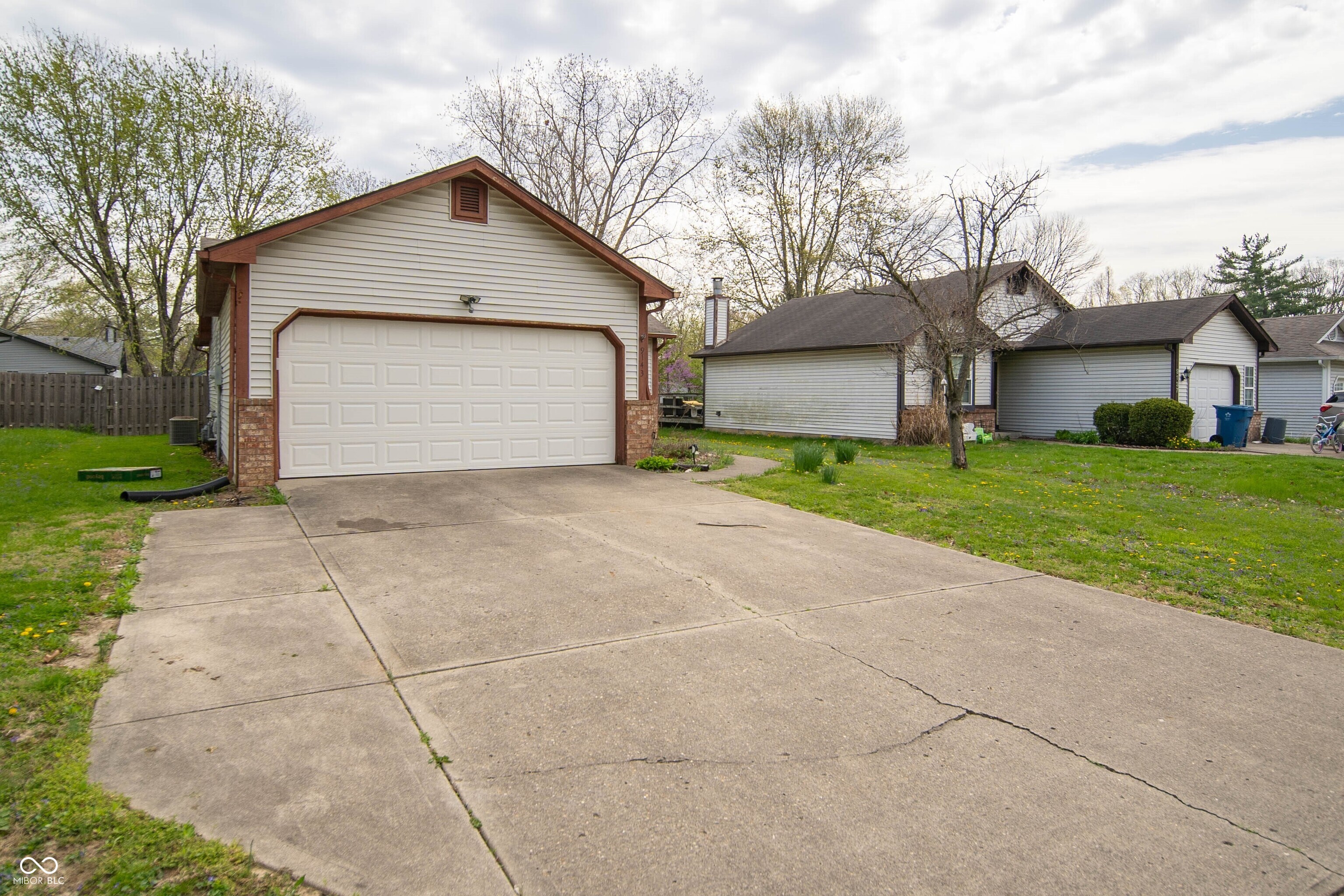 9143 Warwick Road