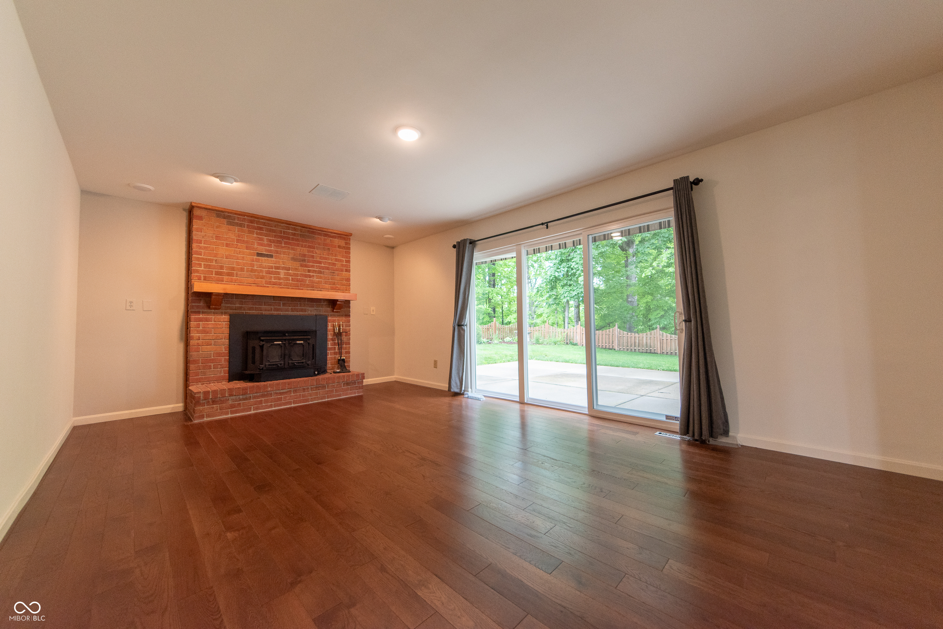 8772 W Evergreen Drive