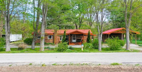 Photo of 1591 S Graveyard Road, Paragon, IN 46166 (MLS # 22096033)