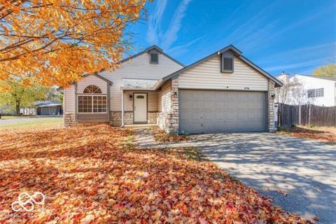 Photo of 8556 Green Valley Drive, Indianapolis, IN 46217 (MLS # 22061757)