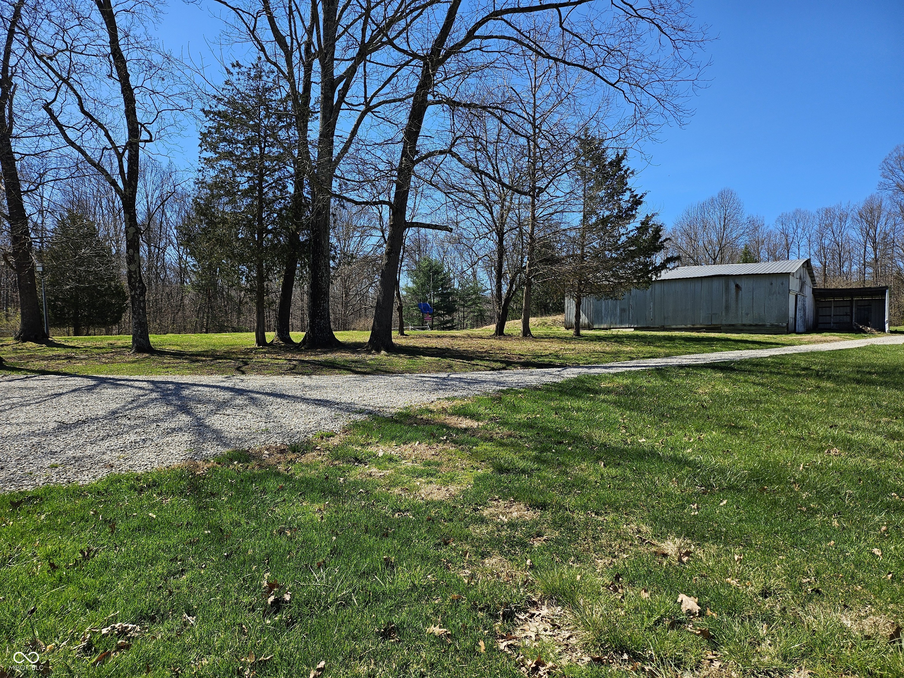 8585 Ridge Acres Drive