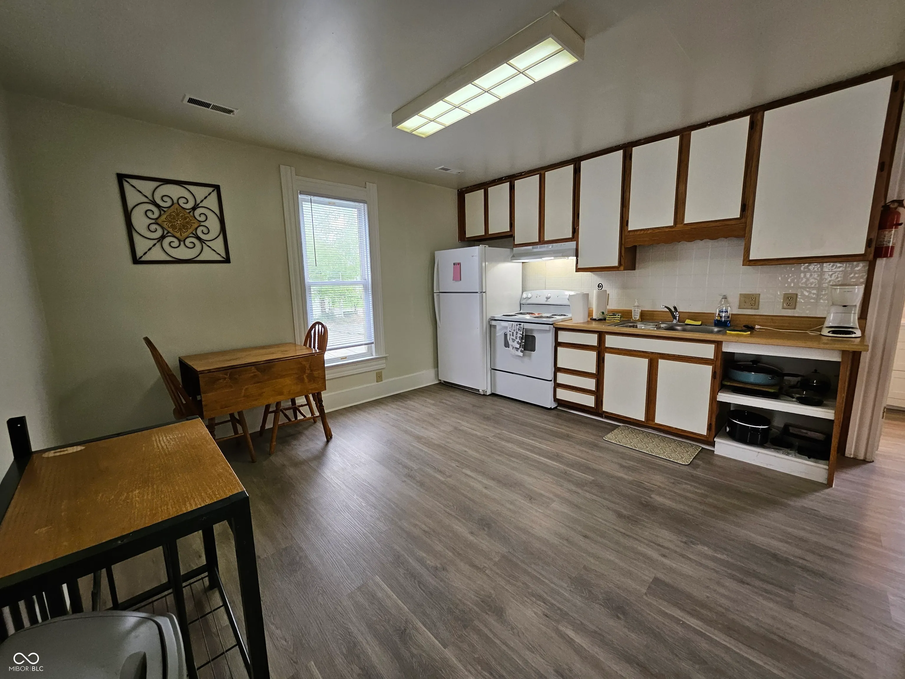 Anderson, Indiana 46016, United States, 3 Bedrooms Bedrooms, ,2 BathroomsBathrooms,Residential,Active,158957