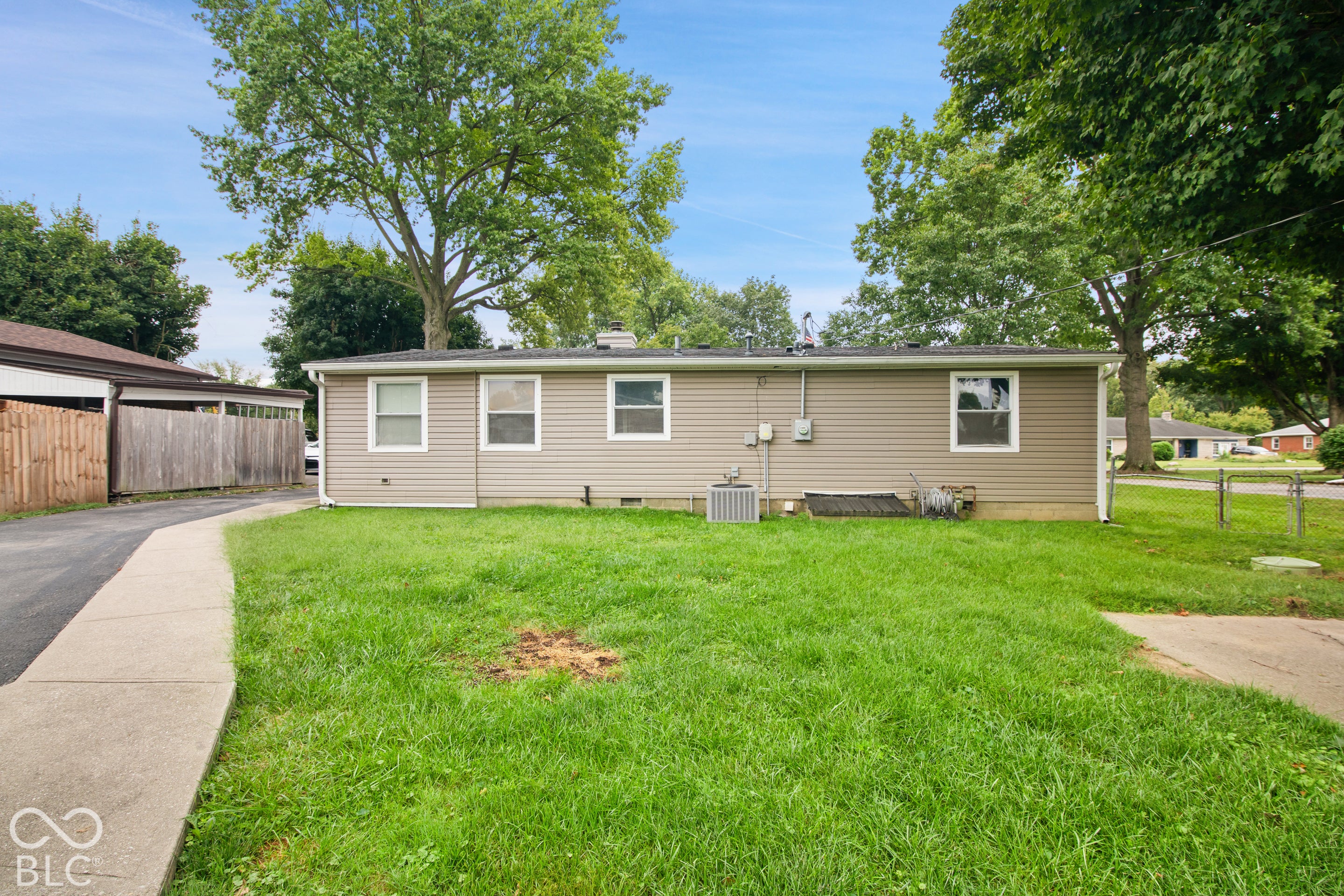 362 Maxwell Road