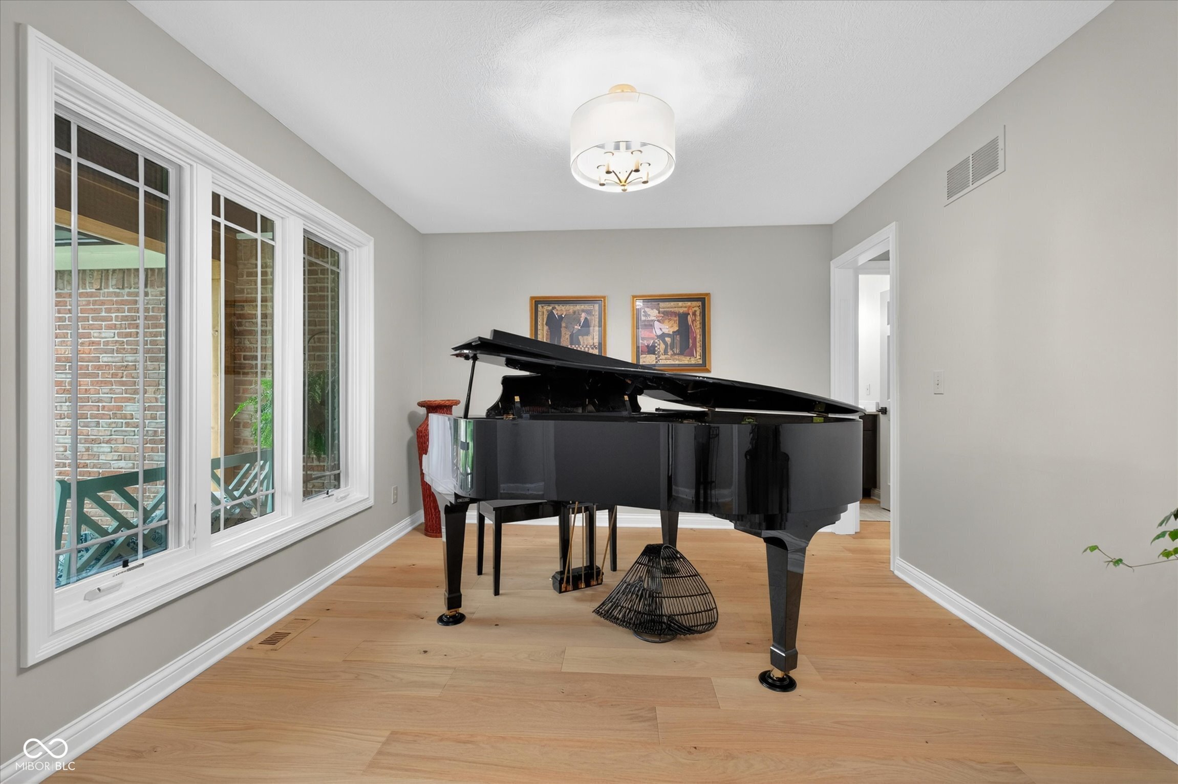 117 Royal Pine Lane
